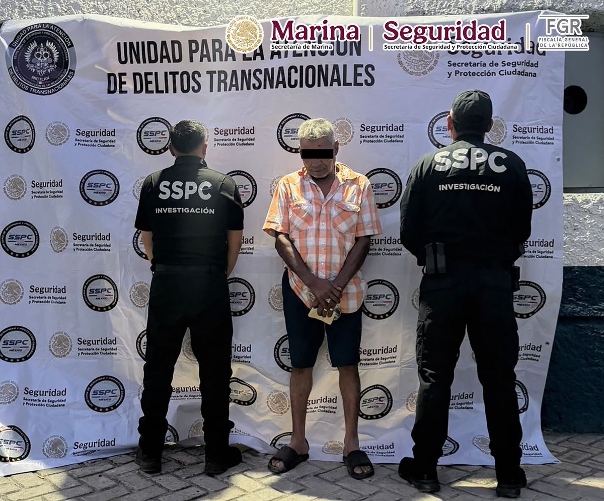 GabSeguridadMX's tweet photo. En seguimiento a trabajos de inteligencia e investigación para combatir el mercado ilícito de combustibles, elementos de @SEMAR_mx, @FGRMexico y @SSPCMexico ejecutaron cateos en cinco inmuebles de Tamaulipas, entre ellos un centro de almacenamiento, una gasolinera clandestina, un taller y un rancho, donde una persona fue detenida.

En el rancho se localizaron más de 130 animales exóticos, incluyendo cinco tigres de Bengala, tres jaguares, un ligre, 21 monos araña, dos hienas, tres leones africanos, bisontes, búfalos y un camello. Al menos 35 ejemplares pertenecen a especies en peligro de extinción o sujetas a protección especial. Todos quedaron a disposición de @PROFEPA_Mx para su valoración y manejo especializado.

También se aseguraron aproximadamente 68 mil litros de diésel, vehículos, autotanques, equipo para el manejo de hidrocarburos, armas de fuego y equipos de comunicación. Las investigaciones continúan para desarticular esta red, afectar sus capacidades logísticas y financieras, y proteger el patrimonio natural del país.