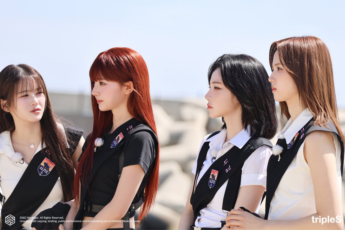 moong__1013's tweet photo. tripleS Badge War 4 : Trust No One Ep1 포토 비하인드 #김나경 https://t.co/c3i28NCK8A