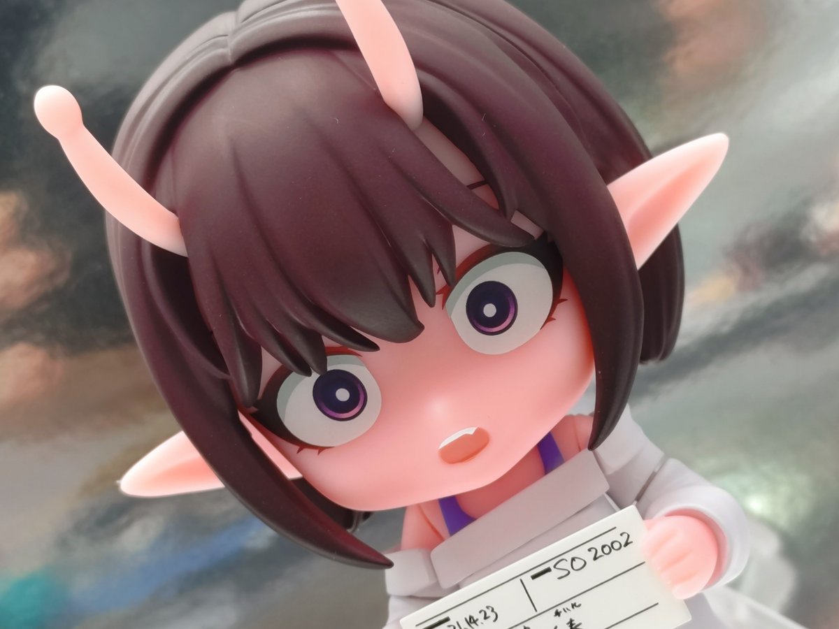 gamechaos2's tweet photo. 明日は今日届いた量の３倍以上届くってマ？玄関にタワーの如く積まれるとか冗談はよしてくれ https://t.co/cQo1g9K4Xb