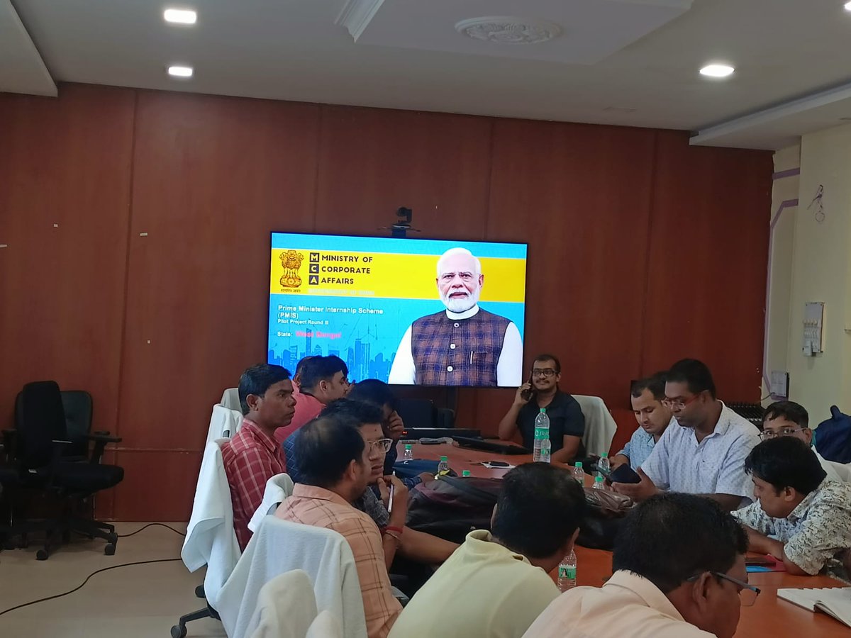 ukbprl's tweet photo. District-Level PMIS Meeting

A District-Level Meeting on the Prime Minister Internship Scheme (PMIS) was held on 27th August 2026 at the D.M. Office, Purulia, focusing on effective implementation, candidate facilitation,awareness and institutional coordination.
#skillindia
#pbssd https://t.co/Fi8M5vfLRf