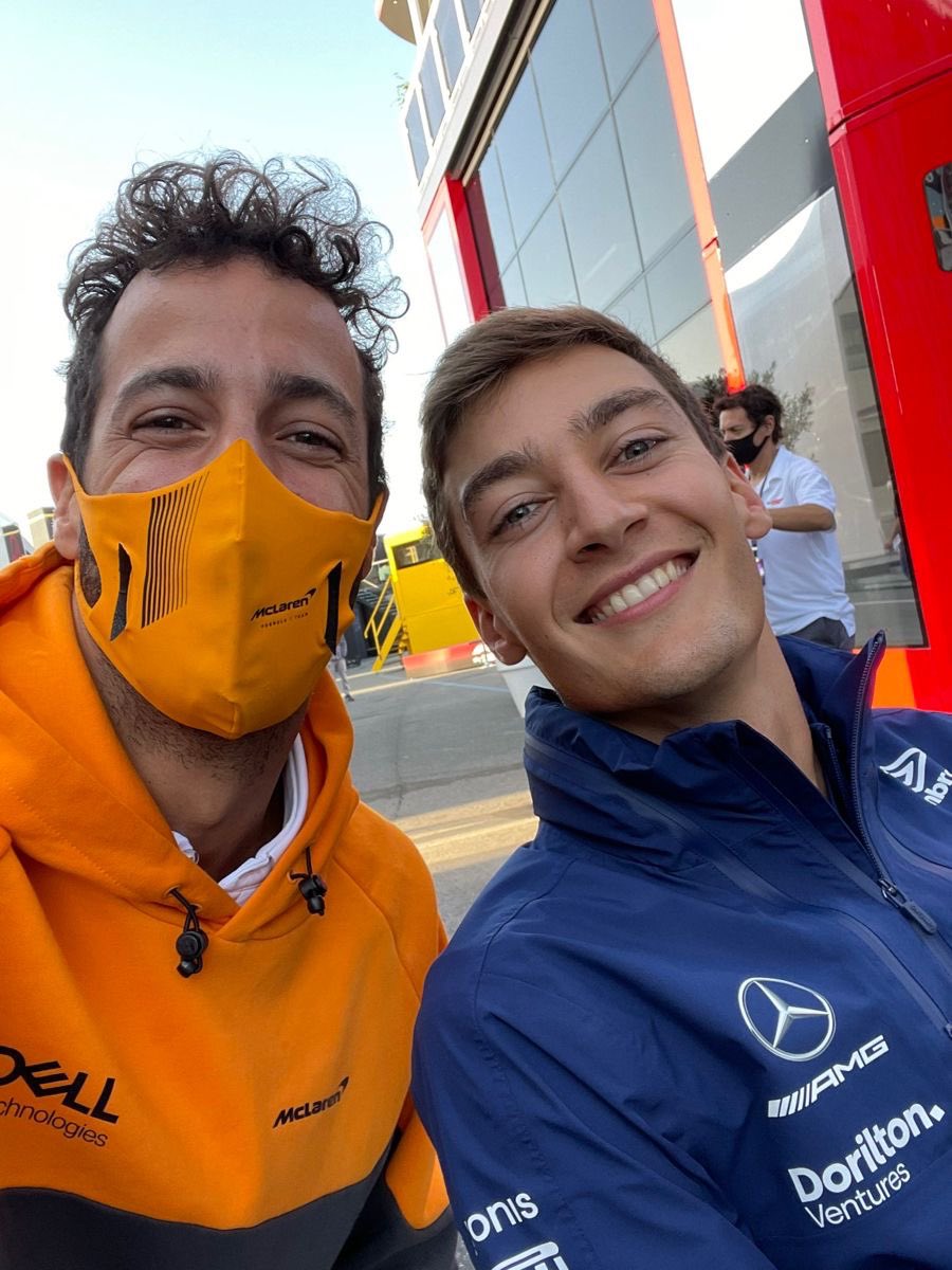 maxintoshyoy's tweet photo. this just reminded me of the very many selfies he took with daniel 😭😭 https://t.co/yA2SNKhjOm
