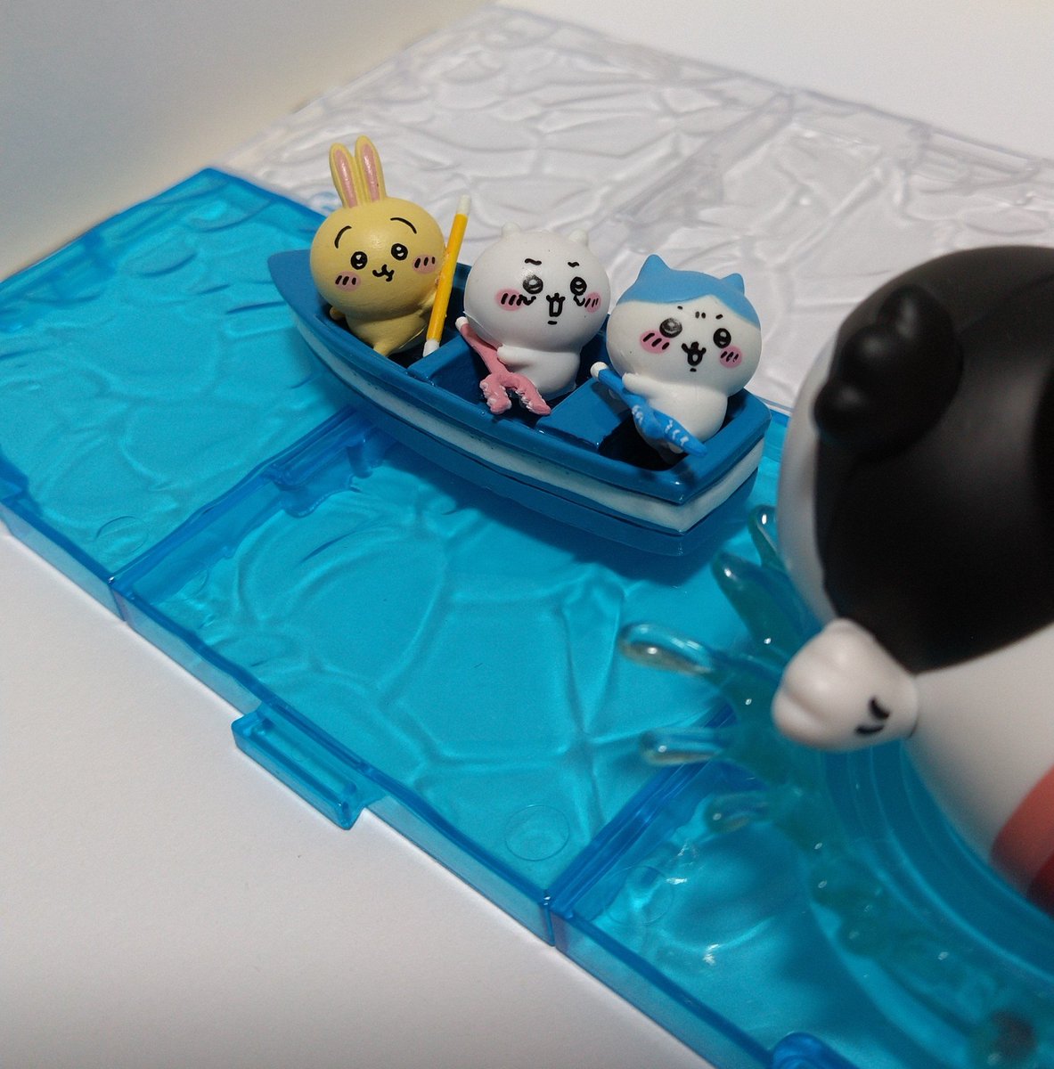 saorI_RC's tweet photo. 水面スタンドとミニフィールド(水面)とセイレーンちゃんたち。
背景なんとかしたいなぁ。 https://t.co/JekBY3fNBD