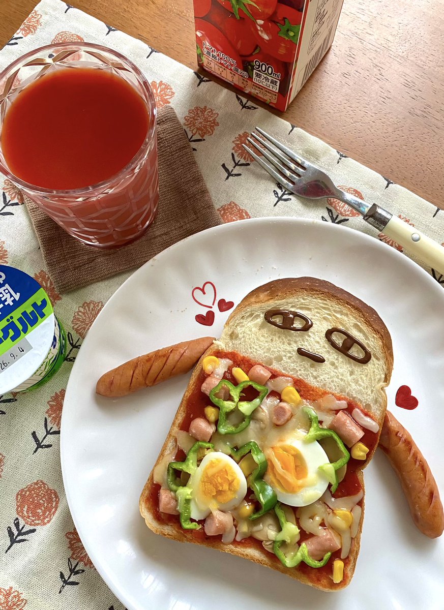 sachi122521's tweet photo. 今日の朝食
どことなく幸せそうなジャスタウェイ🍞
#銀魂 https://t.co/99KcL927Gx