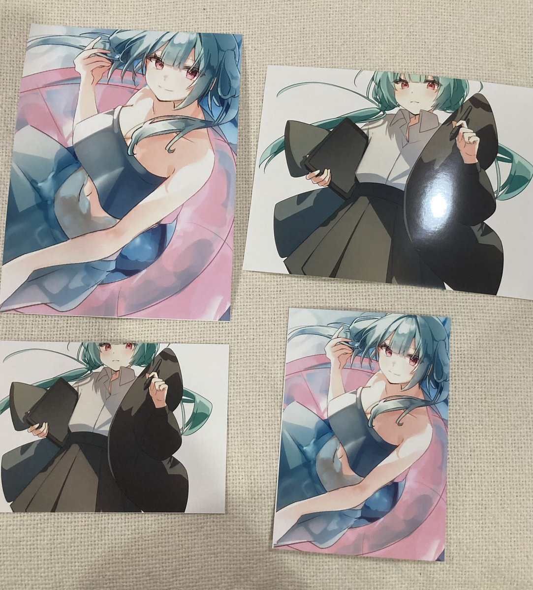 papiconeki's tweet photo. 一枚ずつ買ってきました！！
可愛いからスリーブ入れて飾ってます！！！！！！ https://t.co/tQsSBX03Gh