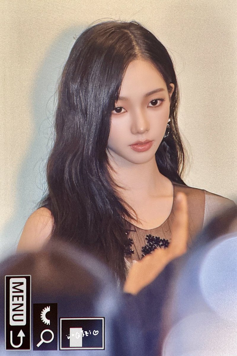 BuYiWeiQi's tweet photo. 260827

KARINA PRADA SINGAPORE OPENING #KARINAxPrada
#카리나 #Karina
#에스파 #aespa https://t.co/lxmQGvxv2l