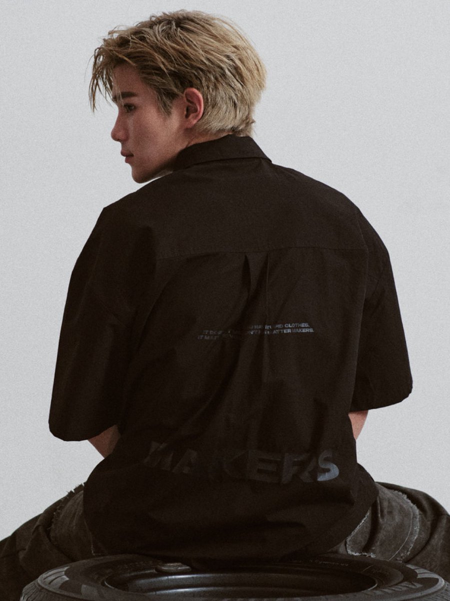 onedayspn's tweet photo. หล่อมากกกกกกก เสื้อแบบนี้ ลุคนี้ เข้ากับพี่นายแบบสุดๆ เท่มากกกก คอลเหมียวแบบเท่ๆคูลๆ 🐱🐱🐱🤎🤎🤎

#TheCatHeBecame #PURRR
#MuseofMatterMakers #MatterMakers
#Fourthnattawat #โฟร์ทณัฐวรรธน์ https://t.co/IlFPm4J5v4