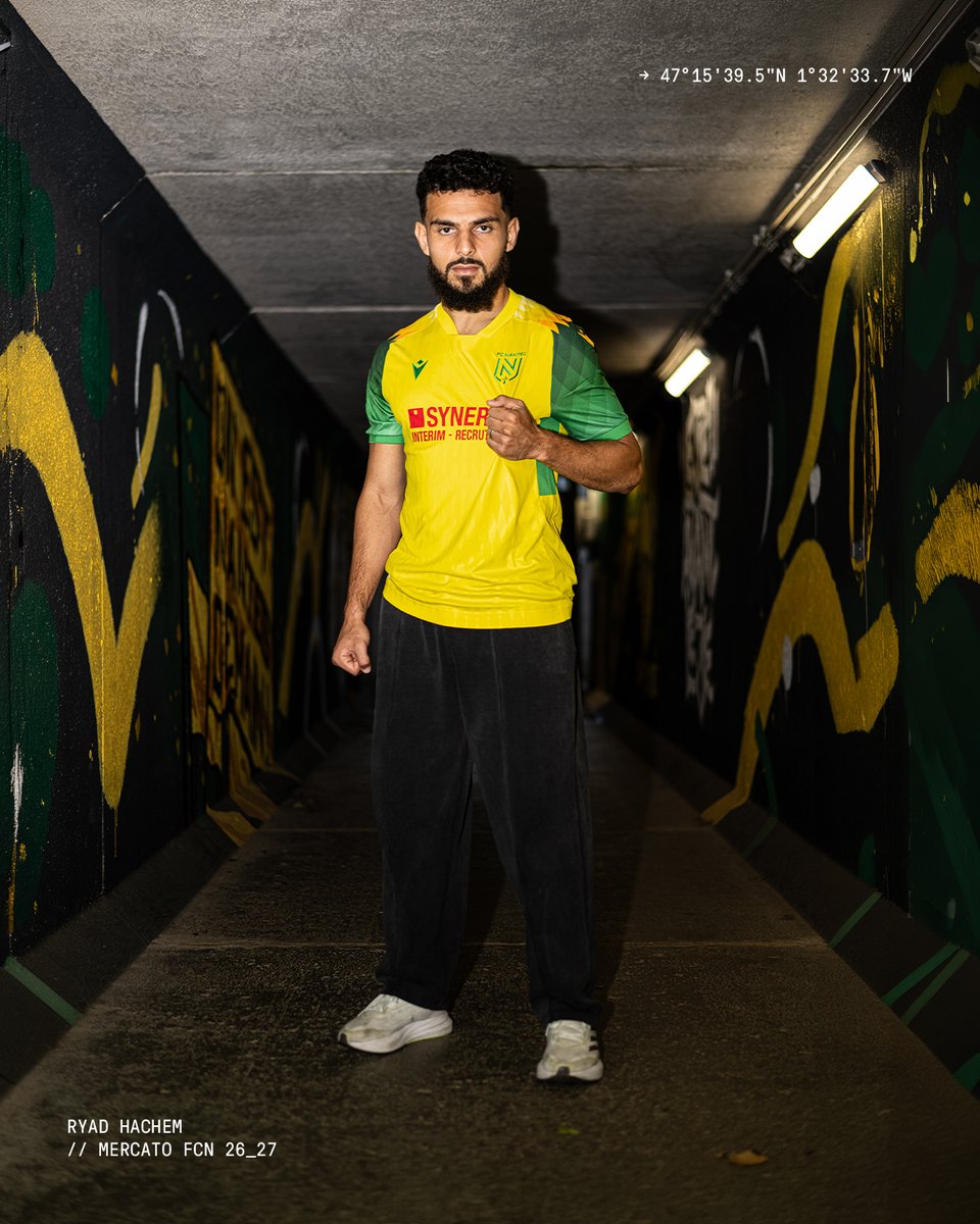 FCNantes's tweet photo. ✍️ Une nouvelle page à écrire.

⌞ Ryad Hachem est Jaune et Vert.

https://t.co/HZEfzMFyiY https://t.co/O1GbklocHj