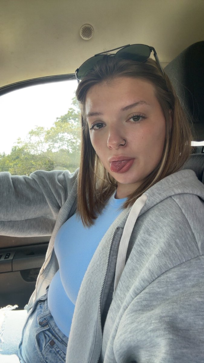 bratvanillaaa's tweet photo. good morning subbies it’s time to pay your goddess for blessing your feed

findom paypig footboy feet toes soles footfetish cashcow sissy humiliation domination footslut footslave softsoles dirtysoles goon cuck https://t.co/6ig3YFQZgV