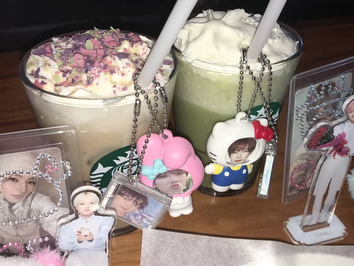Zhilin_39's tweet photo. 반짝반짝 https://t.co/0nL7RI7C4j