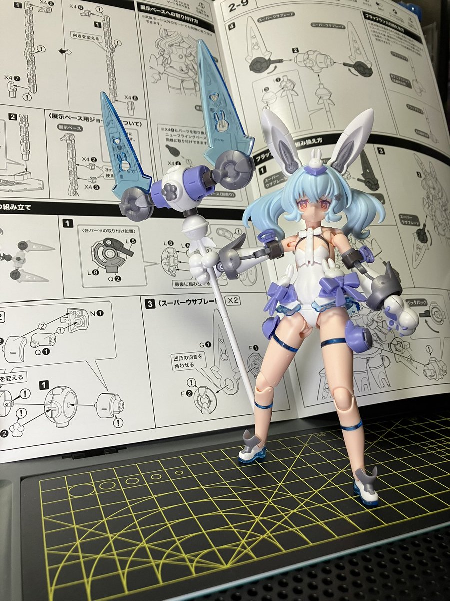 ugamaria's tweet photo. 武器できた！
積んでたプニモフは全員組めた！
…けど、今月ロンが届きますねぇ(蒼白)
今日はここまで！
#木曜日はプラモの日 https://t.co/iI6X2EEK90