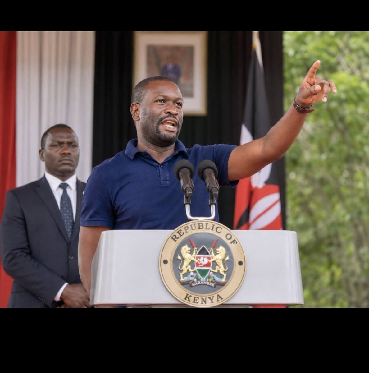 Shelmithke's tweet photo. @WilliamsRuto Zoea rais wako mapema https://t.co/gYVWwOFjFU