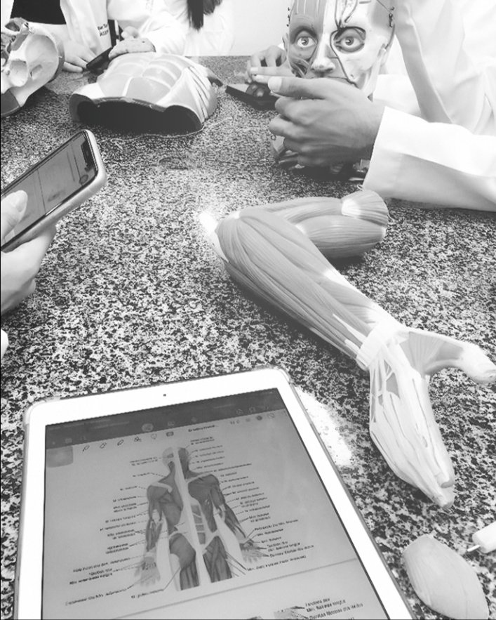 bowesandall's tweet photo. ㅤ

ㅤ 𝖽𝗈𝗇'𝗍ㅤ𝗆𝖺𝗄𝖾ㅤ𝗂𝗍ㅤ—ㅤ𝟢𝟫:𝟤𝟫ㅤ
ㅤ [ㅤ𝖾𝖽.ㅤ𝖿𝗂́𝗌𝗂𝖼𝖺ㅤ]ㅤ𝗆𝗈𝗋𝖾ㅤ𝗅𝗈𝗇𝖾𝗅𝗒
ㅤ 𝖿𝗈𝗋ㅤ𝗎𝗌.
ㅤ https://t.co/eQzx2r9727
