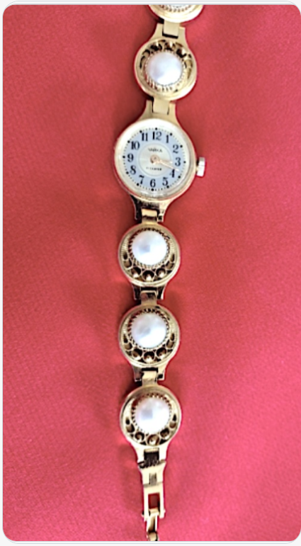 InessaW29's tweet photo. https://t.co/wjXKfbETCy
Vintage Freshwater Pearl Rotary Watch Chaika Gold Plated Great Gift UK seller
#MHHSBD #WATCH #vintage #giftideas #jewellery #pearl #gifts #viral #jewellerybox #surprise #gifts #MothersDay #motherdaughter #xmastree #giftsirinart #birthdaygift https://t.co/GM2YDKypYK