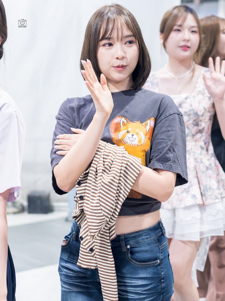 iAmKung48's tweet photo. ลูกเกด ~ ❤️❤️❤️

🗓️2026-08-22 📍MBK
#CGM48_LetMeKnow_Handshake
#LookkedCGM48 #CGM48 https://t.co/lNhuTtRwsd
