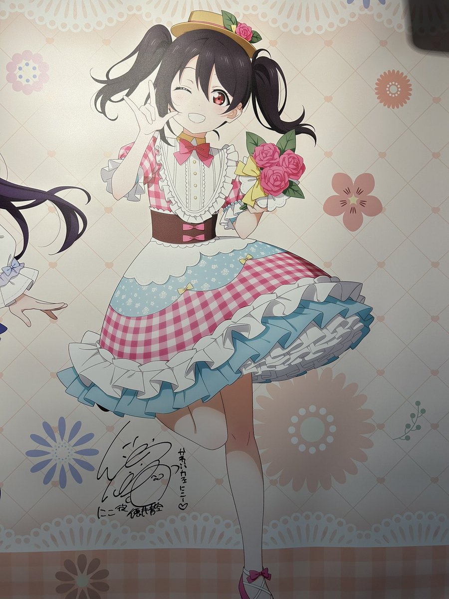 sera_0809z's tweet photo. 実は去年のμ'sカフェちゃんと行ってた人です😀 https://t.co/9ff5xKJye9