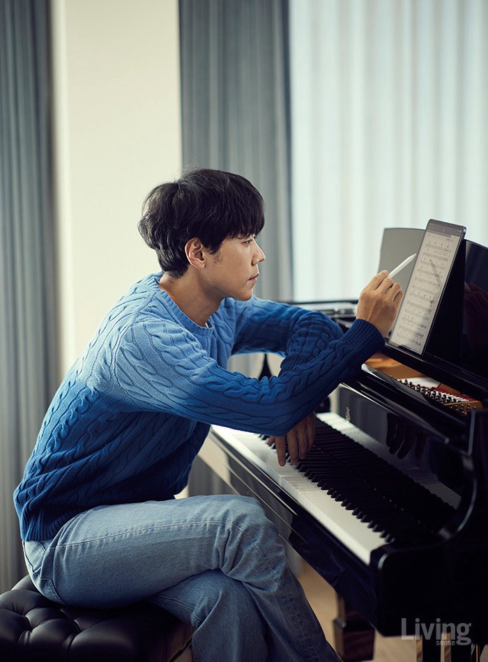 classsiik's tweet photo. 피아노랑 기열이님 조합 진짜 아름다움 https://t.co/nP0FKuYB4i