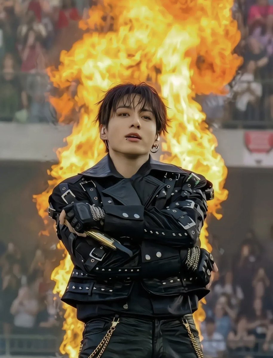 97Jungukk's tweet photo. OT7 or solo stan? https://t.co/fSVjff1bFu
