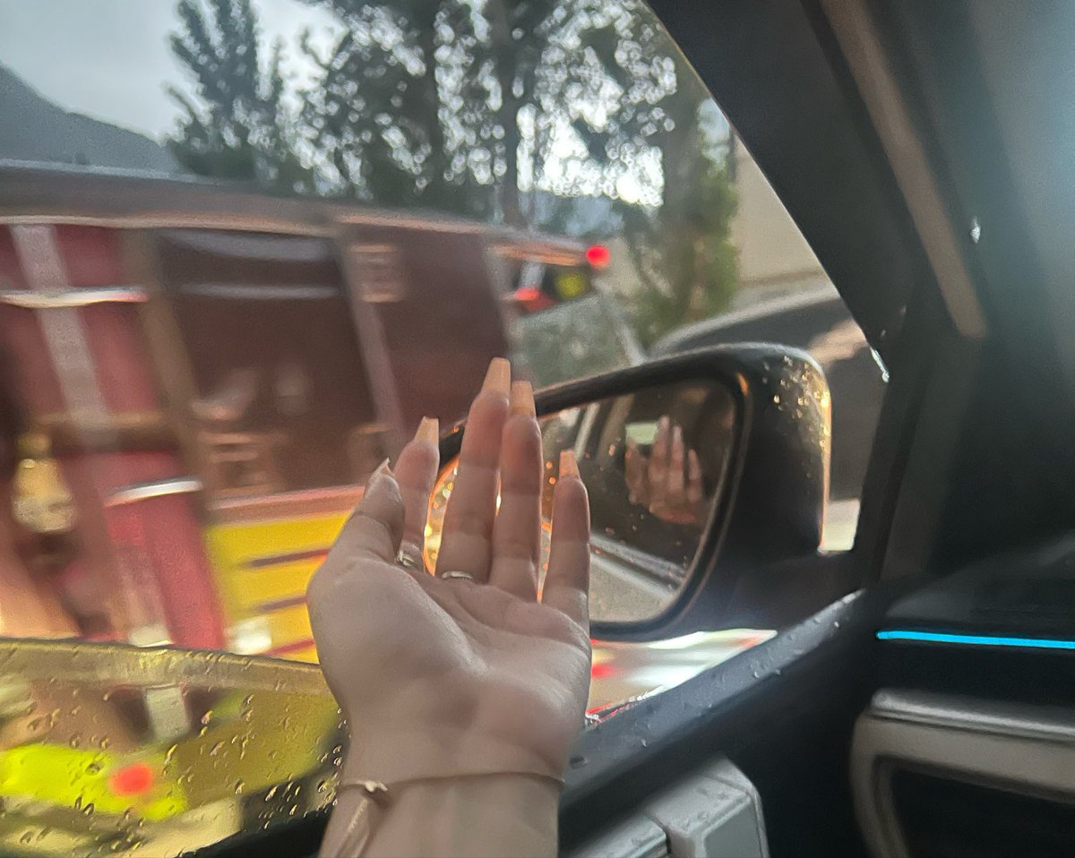 nonchalantbibi's tweet photo. bits and pieces https://t.co/VuDYH9Oi3r