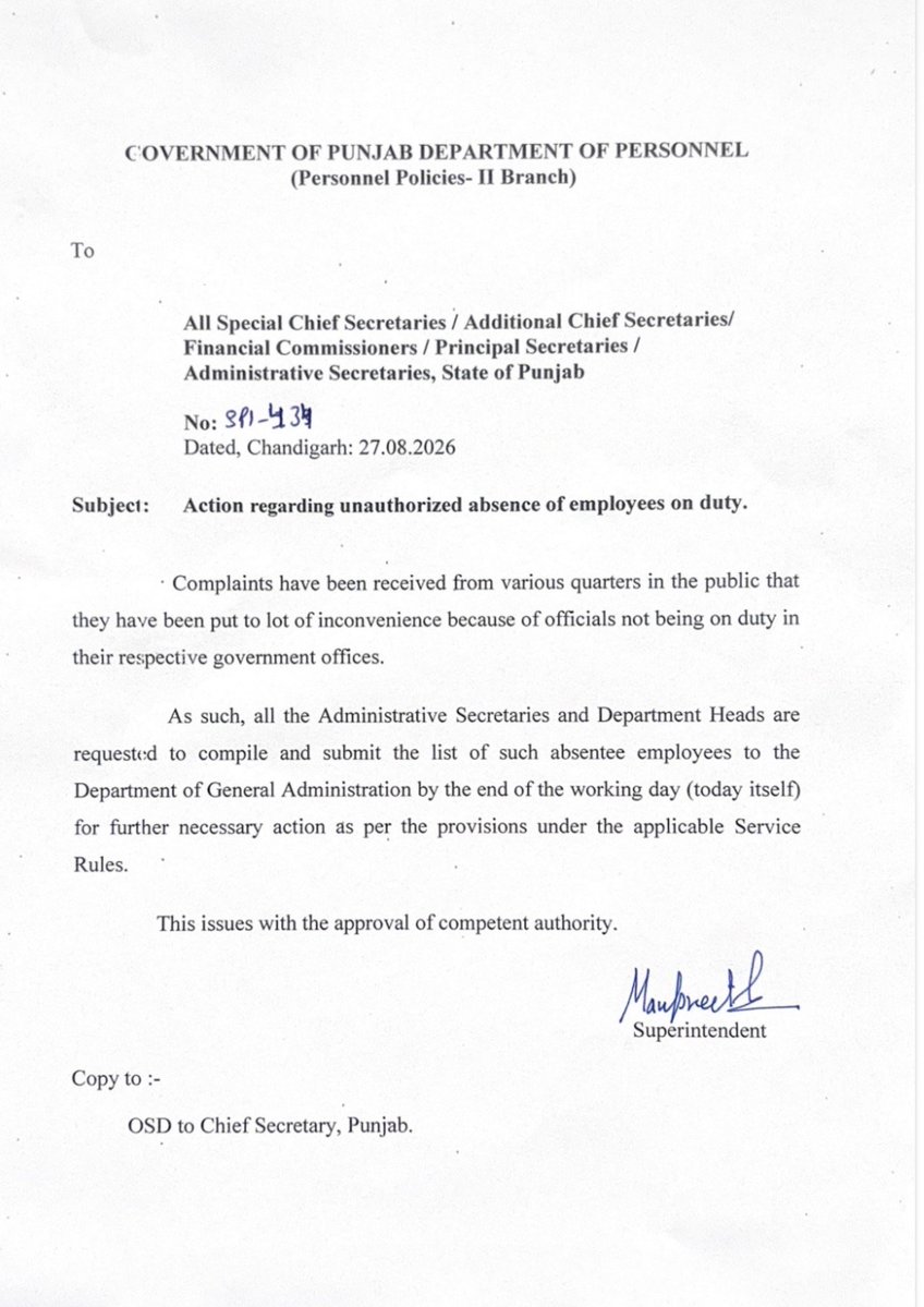ParambansRomana's tweet photo. Ek toh chori upar se seena jor‼️

First this @AamAadmiParty govt denies the employees of their rightful dues and when they protest for what is their right then the govt threatens them with action‼️

@Akali_Dal_ stands with the employees of Punjab. https://t.co/wBJPcj2F5g