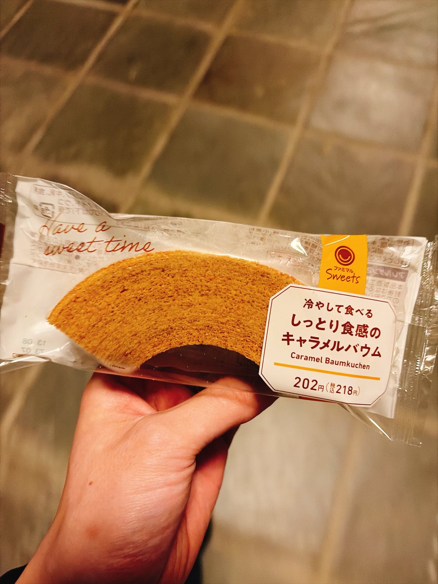 chogames_dachan's tweet photo. 残業したから食べる！おつかれ自分！
#ちょげゑスイーツ https://t.co/jO23dZC4LM