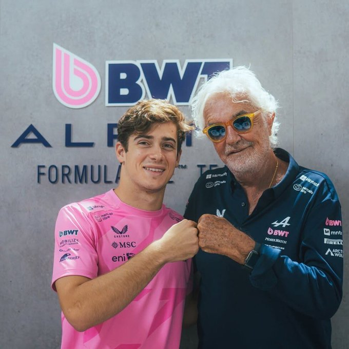 1_ST_arT's tweet photo. @AlpineF1Team @FranColapinto @PierreGASLY @F1 @alpinecars i love you Nono !!! 🥲 https://t.co/rEpUbv1L99