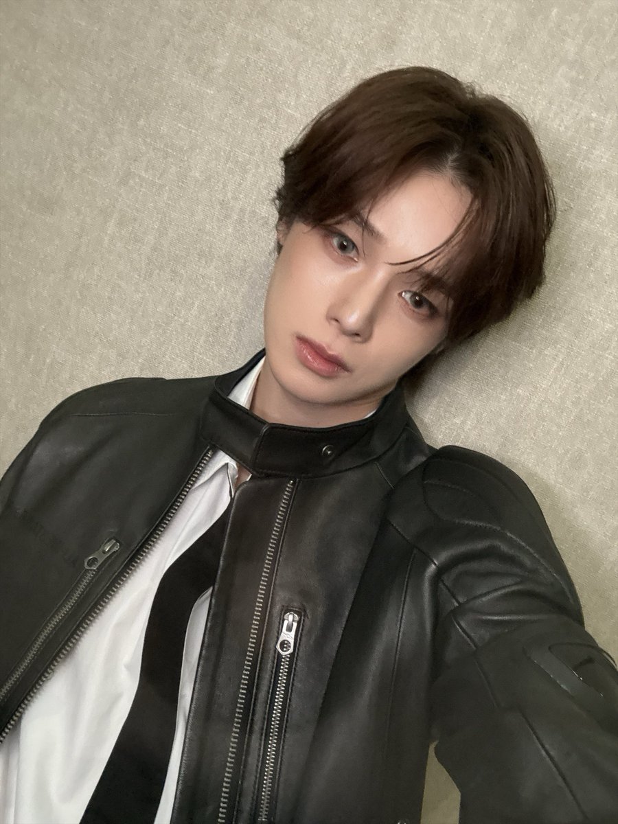 reallylikeyudai's tweet photo. 오늘얼굴진짜마음에들엇나봐 존잘 😳😳 https://t.co/LuHOsU1r8i