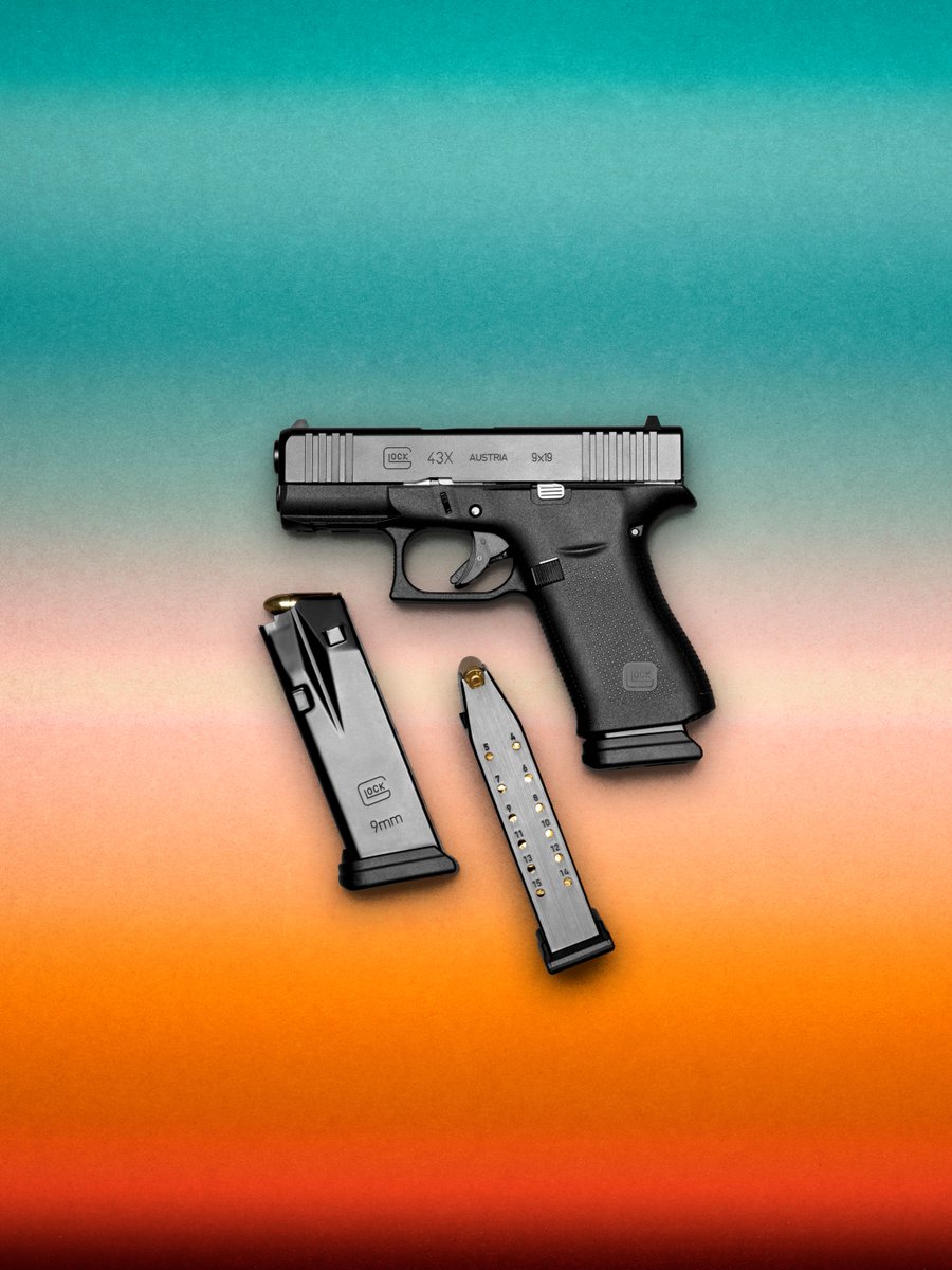 GLOCKInc's tweet photo. It's a SLIMLINE Summer 🌅 https://t.co/EFwTWylwfC