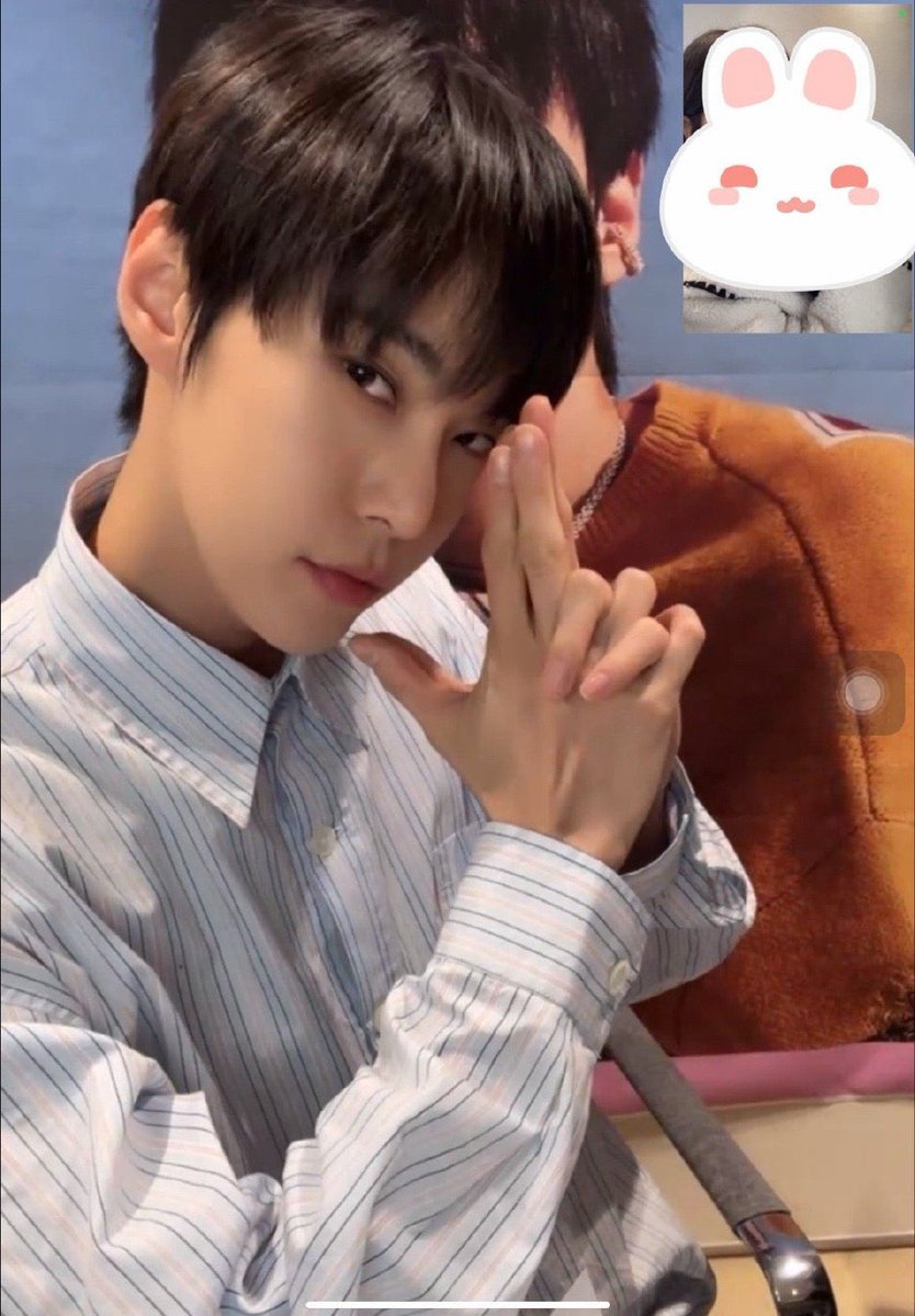dearcutiedy's tweet photo. หัวหน้าแก๊งต่ะ https://t.co/PEAVrL5wDQ