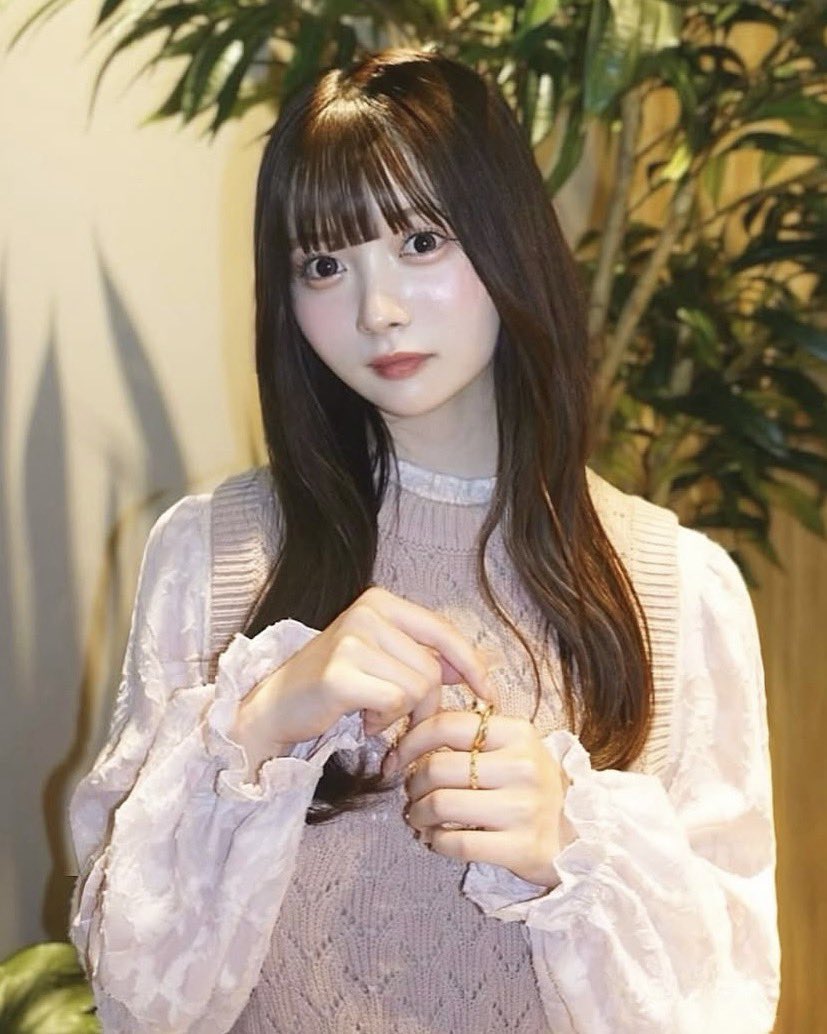 Turwsr0's tweet photo. るるちゃん天然っぽくて愛されキャラで、    可愛らしいのにどこか大人っぽさもあって惹かれる🩵 ᐢ..ᐢ♡
#実熊瑠琉 #今日好き #seju #超十代 https://t.co/0KgkpofEus