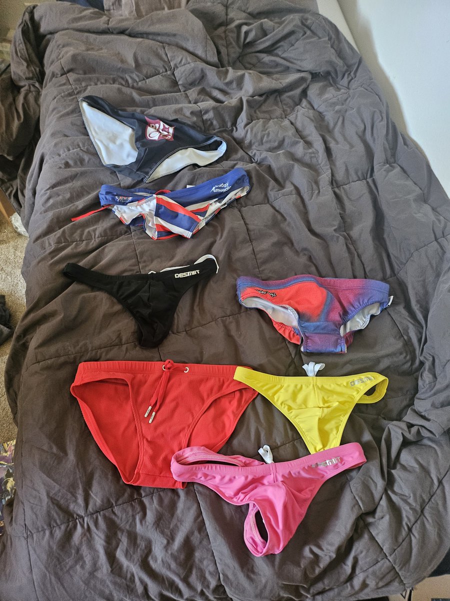 inkandspeedo's tweet photo. choosing a speedo for the reservoir sunday and these arent even all the options https://t.co/zhVmGJ7NHr