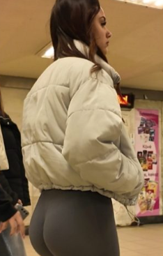 mie8909's tweet photo. Taking my son to college today was worth it #creepshot #candids FULL IN COMMENTS (no joke) https://t.co/glvj1Go3ua