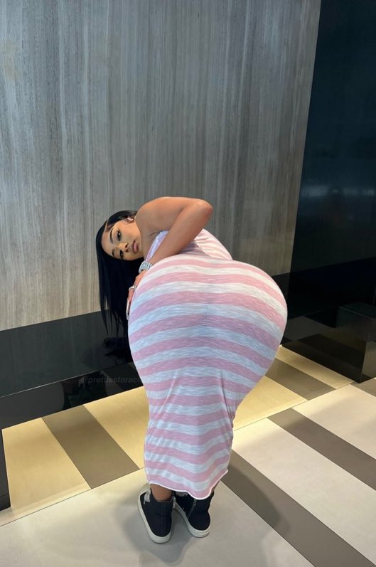 baddiescore_ tweet picture