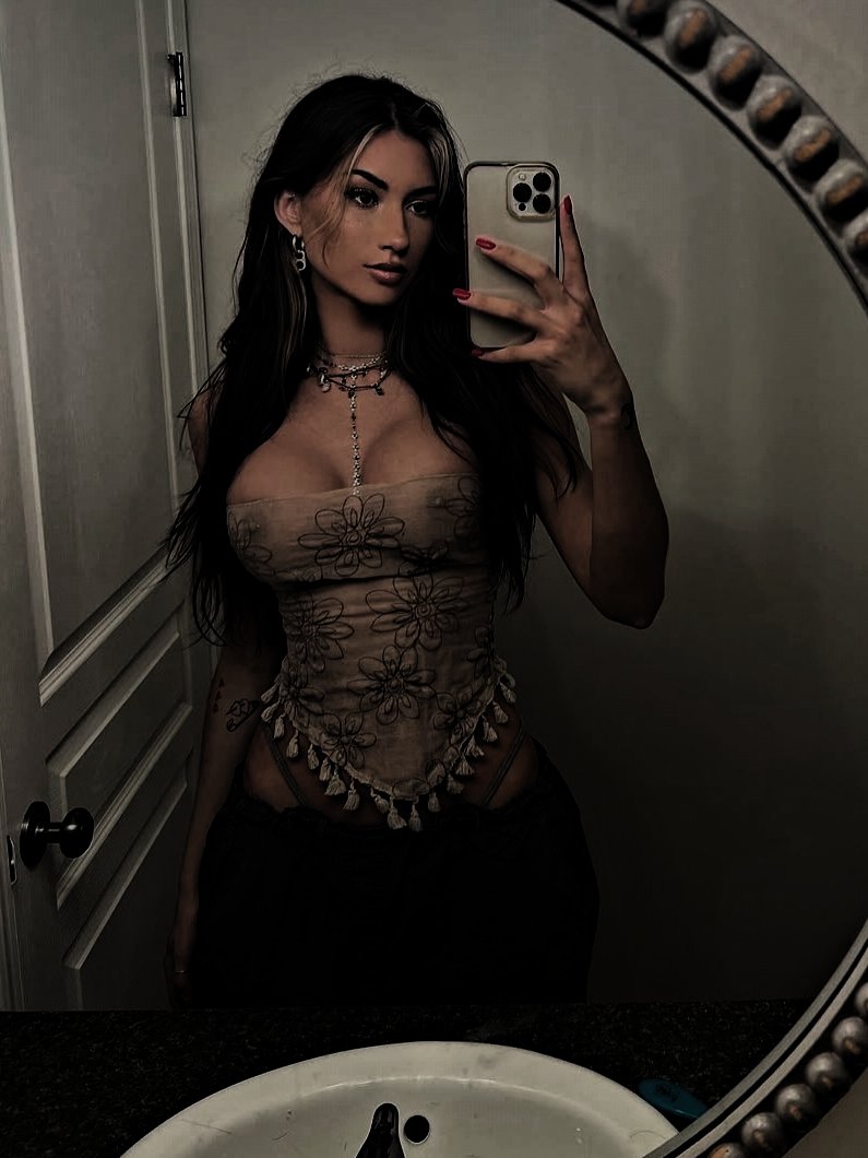 dxvxlrxmx's tweet photo. ⠀⠀ ⠀  ⠀
⠀⠀ ⠀  ⠀
                𝑺𝑻𝑨𝑹𝑻𝑬𝑹 𝑪𝑨𝑳𝑳 !
⠀⠀ 
       𝒎𝒈 y voy a tu 𝑫𝑴 para hablar
       𝒓𝒕 para ayudarme a difundirlo

⠀⠀ ⠀ https://t.co/vAusF4G7Su