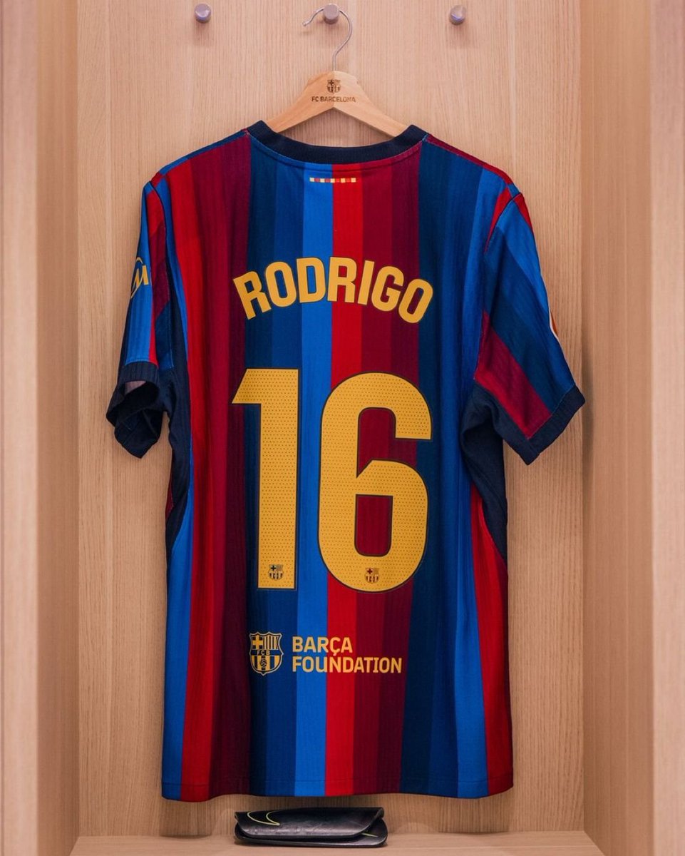 nadjib__fcb's tweet photo. طقم السحبة على ريال مدريد 😍 https://t.co/8vDwZPfQeL