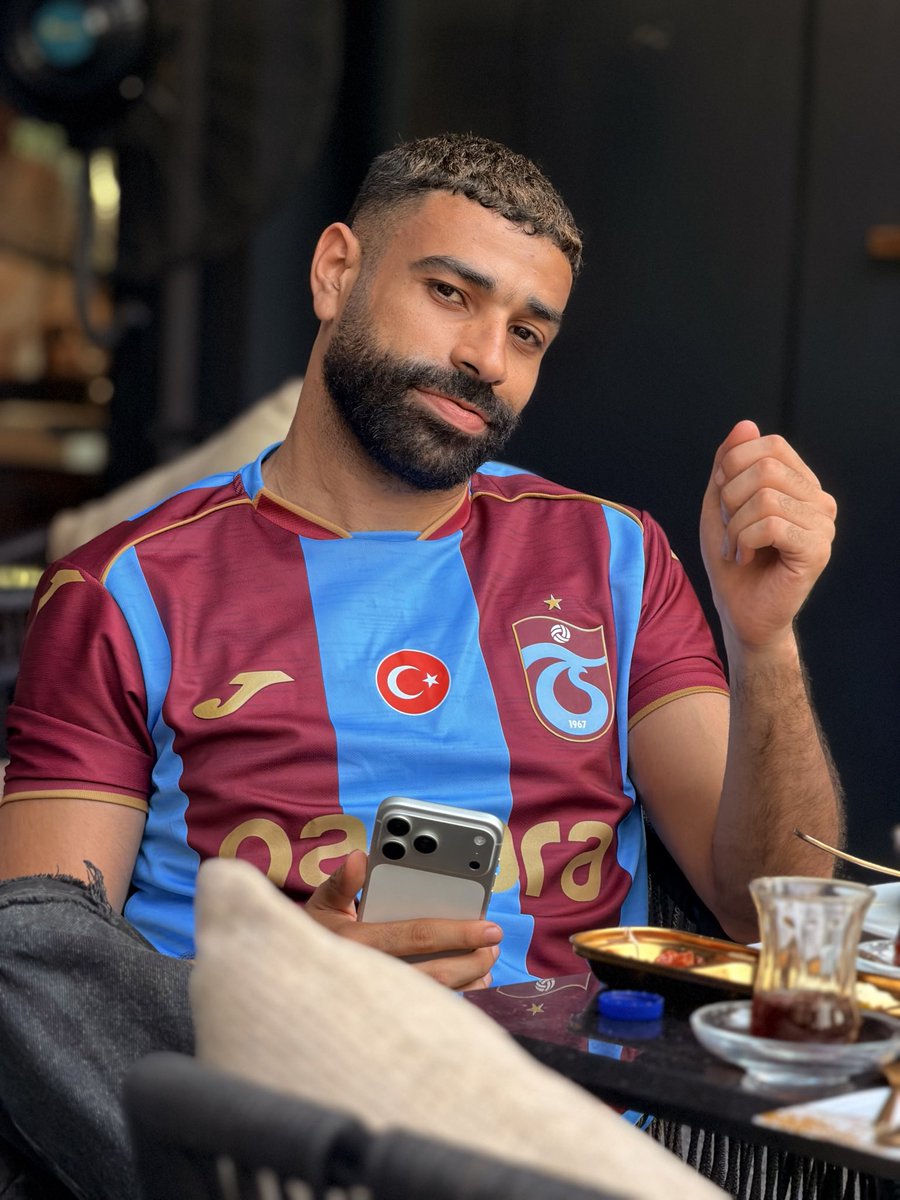 Fareselsayed_29's tweet photo. Trabzonspor 🫶🏻 Mosalah♥️💙 https://t.co/7g6DNuHk8O