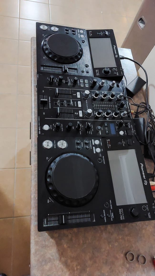 Chymamusique's tweet photo. Dumelang Bareki

Selling some of my equipment 
Just upgraded 

Opus Quad - R62 000
CDJ 2000 nexus - R43 000
CDJ 3000 - 92 000
DJM 900 SRT - R28 000
DJM 750 - R21 000
DJM 750 MK2 - R25500
XDJ 1000 - R43 000 https://t.co/SA8qu64JmO