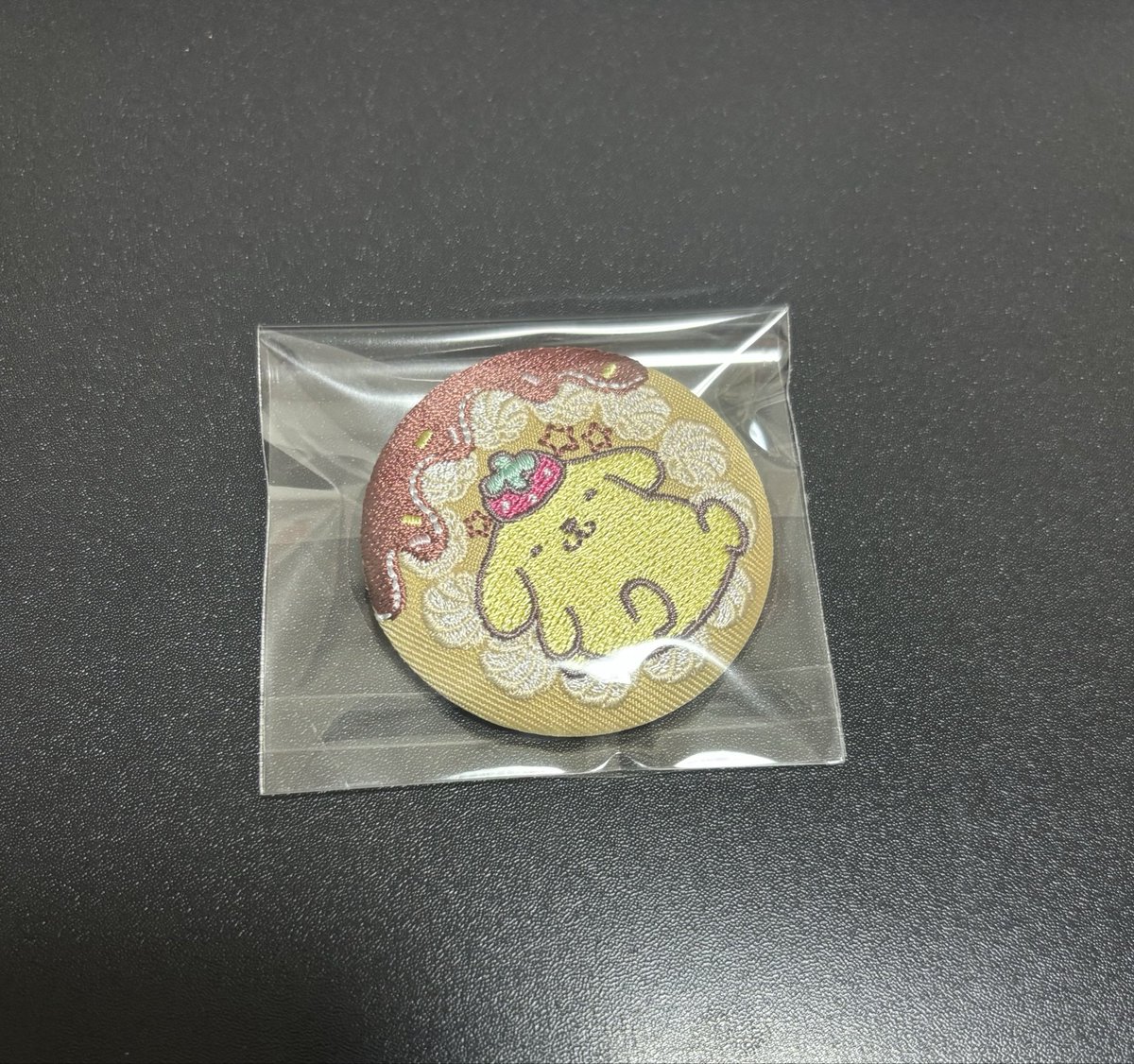 haru___pippi's tweet photo. サンリオ刺繍缶バッジ交換

譲　ポムポムプリン

求　シナモンロール

郵送📮可能な方お気軽にお声がけください！ https://t.co/64KmfyX830