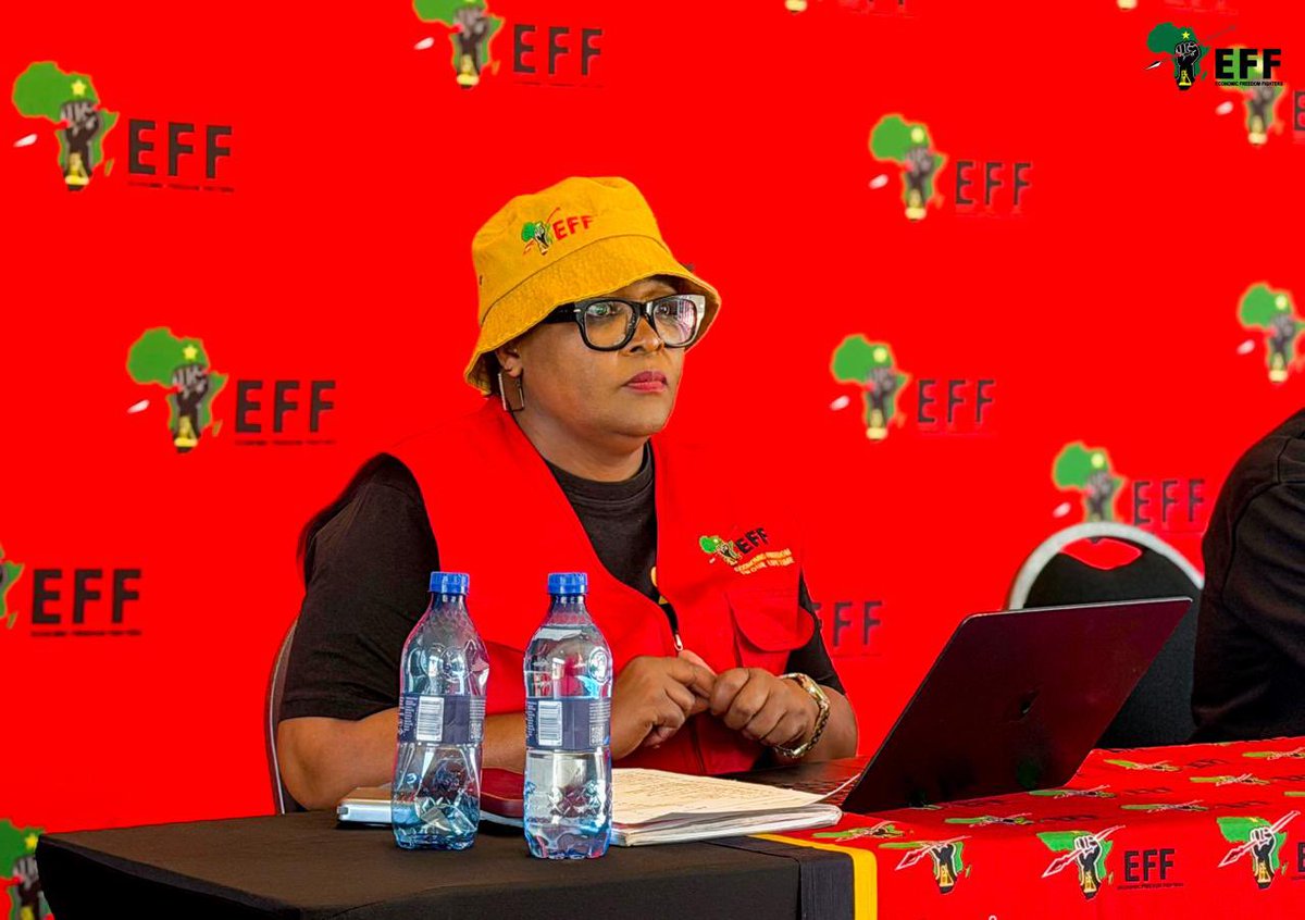 EFFSouthAfrica's tweet photo. Commissar Rebecca Mohlala at the  Limpopo Provincial Elections Task Force reporting meeting. 

We are oiling the machinery and preparing for total victory!

#VoteEFF https://t.co/gxmmG3J5Xe