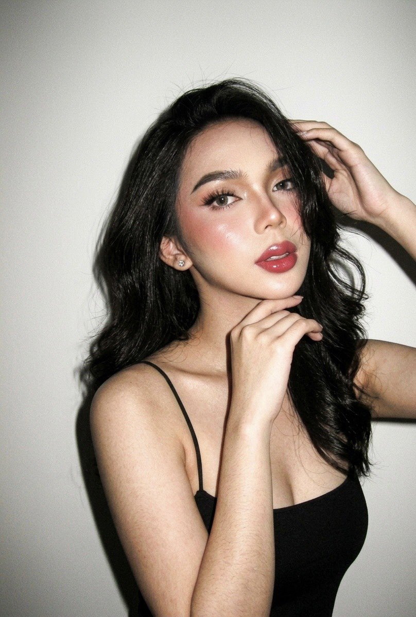 zingvy's tweet photo. #ladyboy_riyadh 
#ladyboy_saudi 
#ladyboy_both_in_Riyadh https://t.co/6yp0KutNqy