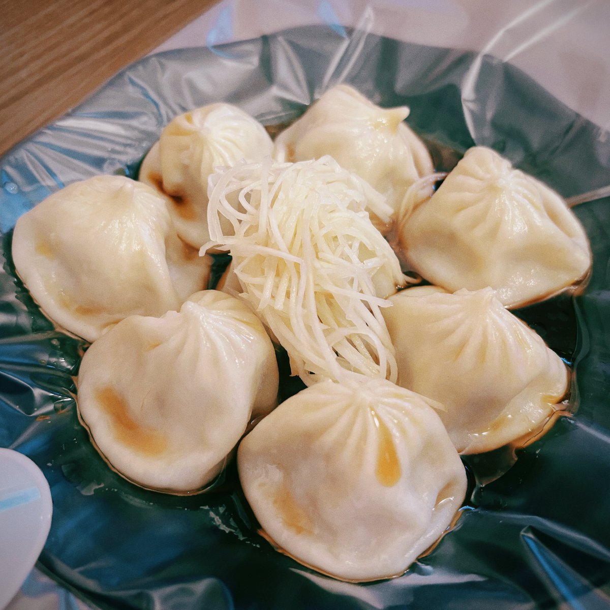 nmhmsik's tweet photo. 🇹🇼ショウロンポョとニクマン🥟
#mn_ms https://t.co/LryANF3ztZ