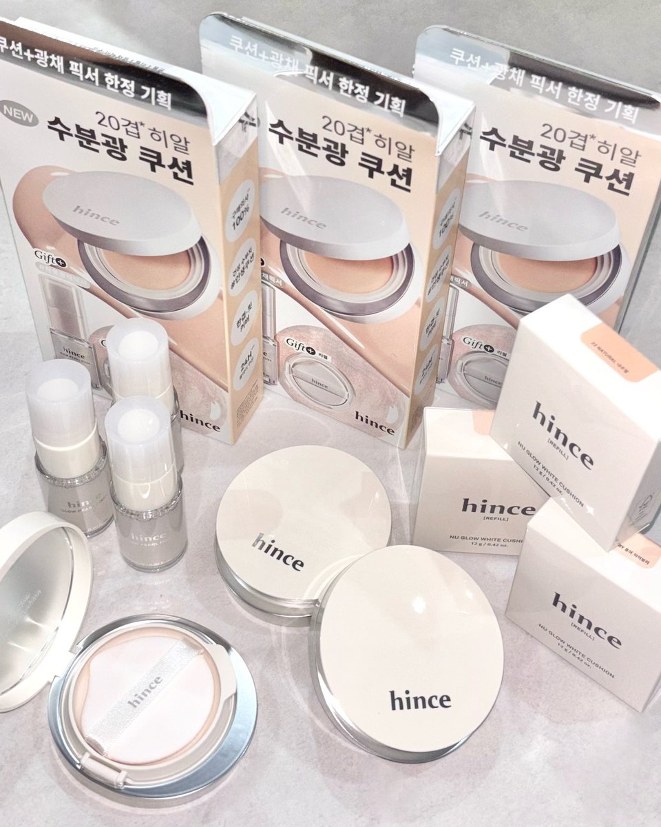 kulpoo_'s tweet photo. #광고 #RT이벤트 @hince_official

#RT 추첨 1분께
힌스 누 글로우 화이트 쿠션을 드립니다🤍

출시와 동시에 #올영1위쿠션 이 된 #힌스 글로우 쿠션!!🎀

커버력+피부광을 굉!장!히! 중요하게 보는 제게는
정말 구세주 같은 쿠션입니다ㅜㅜ

유리알 같은 피부광이 이렇게 예쁜데 어떻게 안 사..♡

9월 올영세일 기획 증정품인 광채 픽서와도 궁합이 좋으니 무조건 쟁여야 함💥