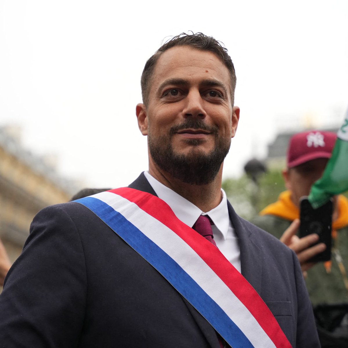 F_Desouche's tweet photo. Le député insoumis Sébastien Delogu placé en garde à vue dans l'enquête sur son altercation avec des policiers à Marseille (MàJ) https://t.co/fmSMReEg6U https://t.co/e629WikYAE