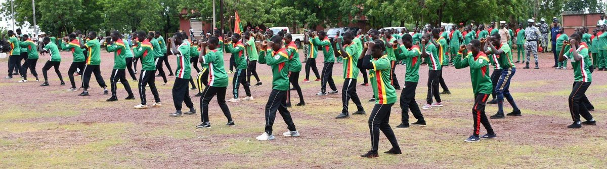 burkina24's tweet photo. IPO 2026 : À #Tougan, les appelés repartent avec le flambeau du patriotisme

https://t.co/68EGTIlk2a. https://t.co/s502M4qcdG