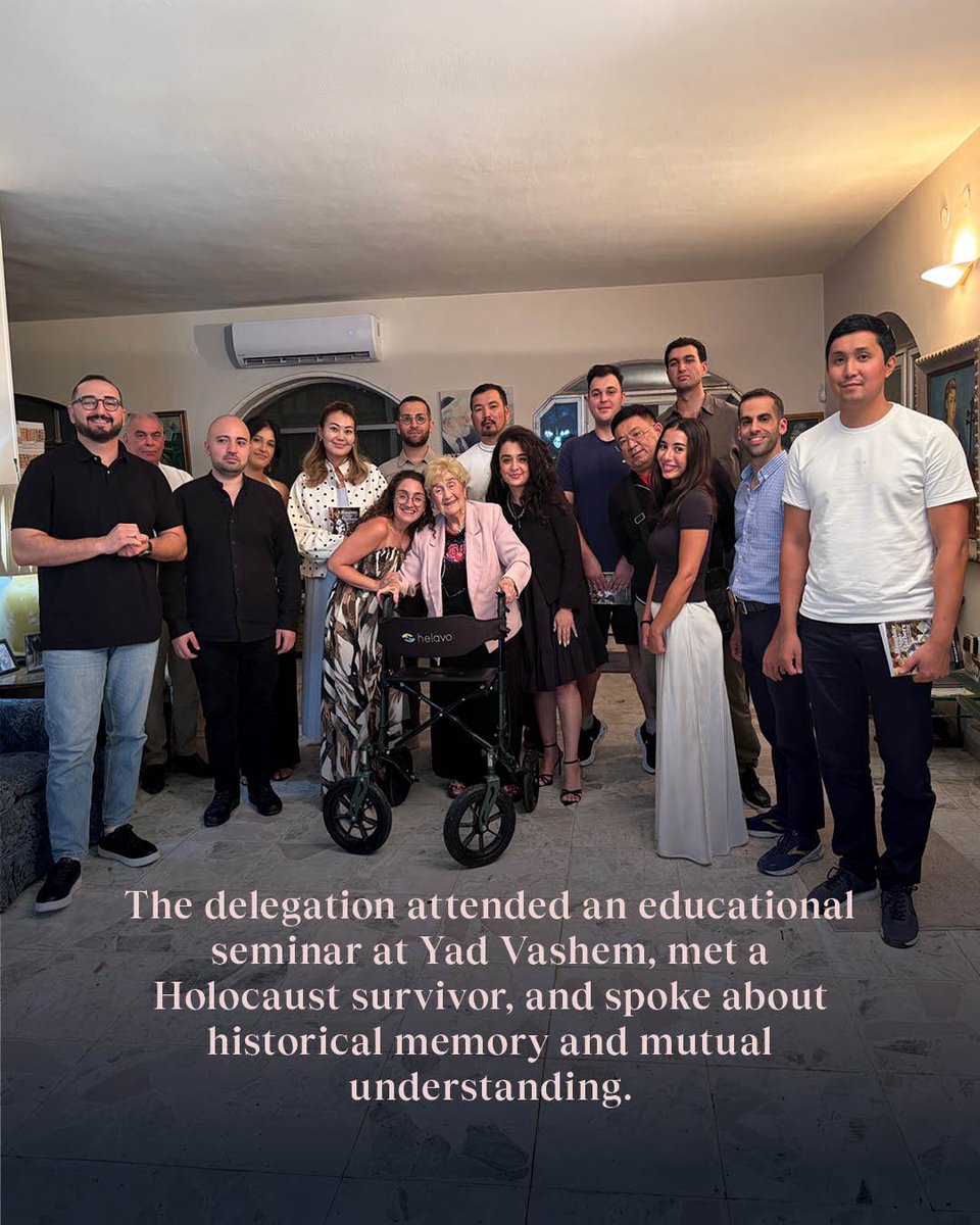 sharakango's tweet photo. They visited @yadvashem for an educational seminar.

And had the privilege of meeting a Holocaust survivor who shared her personal story and emphasized the importance of our shared responsibility to remember. https://t.co/pPU95BuMUI