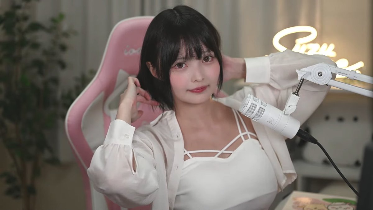 giru_games's tweet photo. 今回のスクショタイムもどれも可愛すぎて毎度配信見るたびに萌え死んでいる

#すずらぶ https://t.co/1qRKT370nm