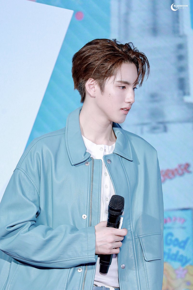 BlueMoon_Ashi's tweet photo. อยากมีสิทธิ์หึงคั้บเฮีย

PHUAA X EVERSENSE

#ChooseYourGoodMoodWithBUS
#PHUTATCHAI https://t.co/iMsfBKLL0o