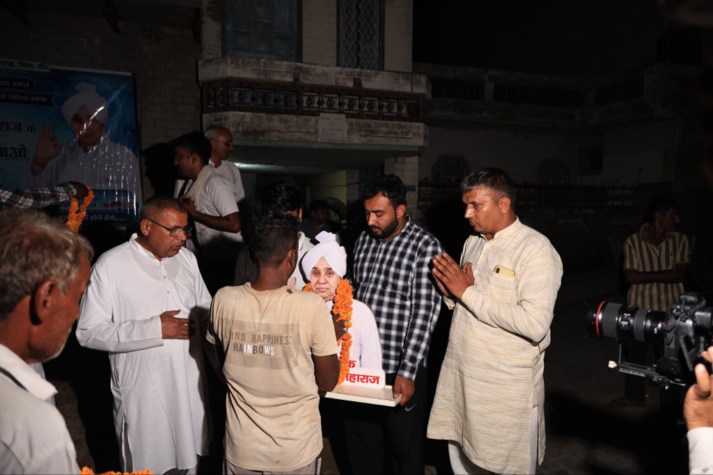 SaintRampalJiM's tweet photo. संत रामपाल जी द्वारा किला जफरगढ़, जुलाना (जींद) में 5000 फुट 8 इंची पाइप भेजे गए। https://t.co/jA49BiaYEl