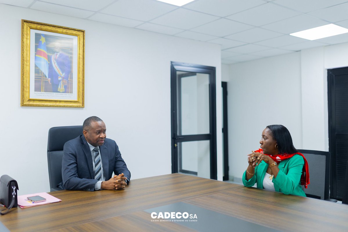 cadeco_sa's tweet photo. Le Directeur Général de la CADECO, M. @CelestinMukeba , a reçu Mme Gisèle Bondo, Directrice Générale Adjointe d’ @UBARDC , dans le cadre d’une visite de courtoisie et d’échanges.

Les discussions ont porté sur le partage d’expériences ainsi que sur les perspectives de renforcement de l’inclusion financière en République Démocratique du Congo.

#CADECO #UBARDC #InclusionFinancière #SecteurBancaire #RDC