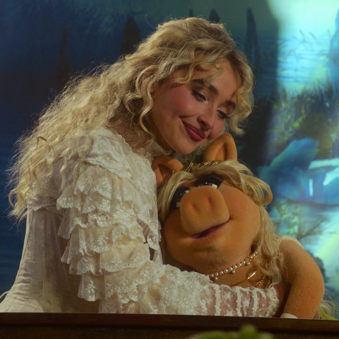 SabrinacAccess's tweet photo. According to Variety’s latest article, “The Muppet Show” and “Wicked: One Wonderful Night” are leading the vote count for Outstanding Variety Special (Pre-Recorded) at the #Emmys. https://t.co/QrlahiKufM
