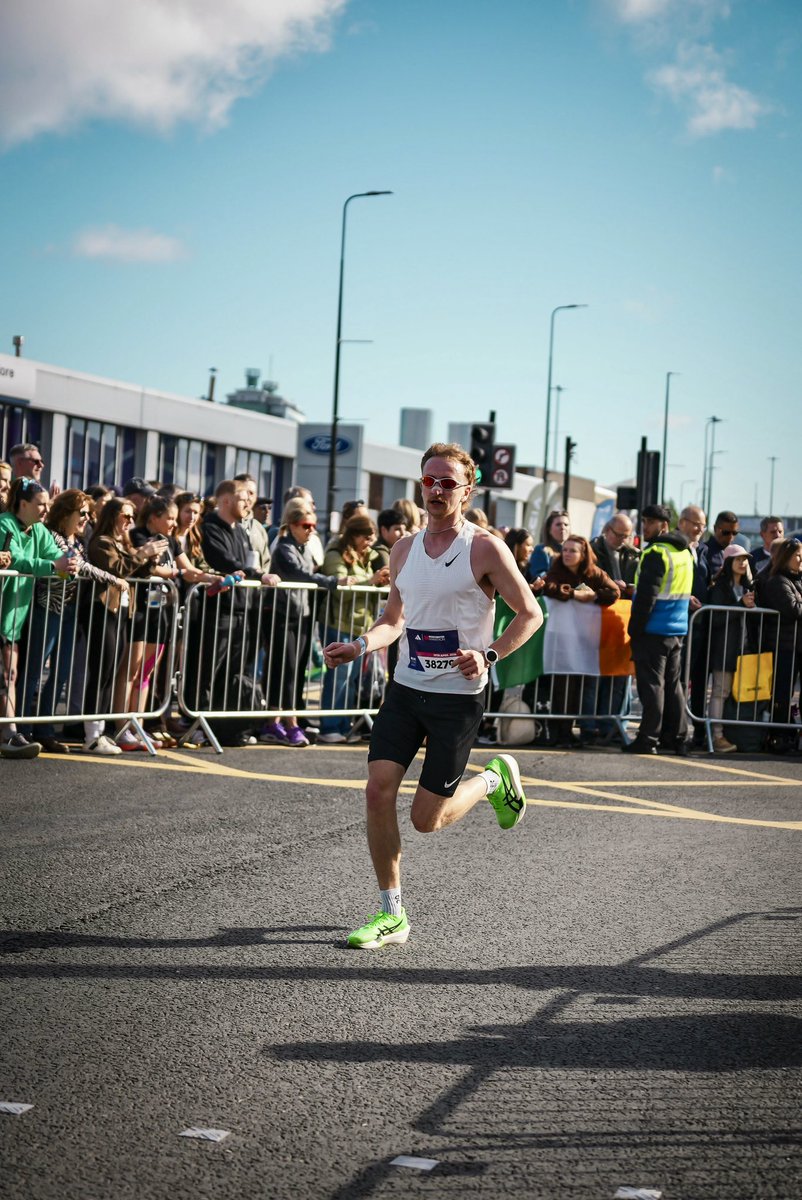eforshaww's tweet photo. Just came across this &amp; wanted to give an update:

2.5 years
800 runs
6,000 km
3 marathons
2:55 marathon
Going for championship marathon standard in October

Never stop folks, you can surprise yourself with where you’ll end up. I guess it really was the first of many. https://t.co/wjeBfpzMeS